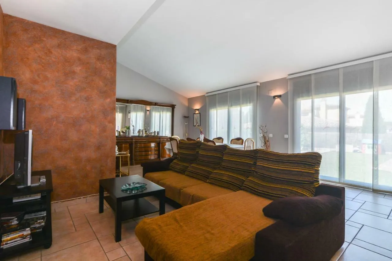 Сasa de vacaciones Villa Casa Cerca De La Playa Vidreres